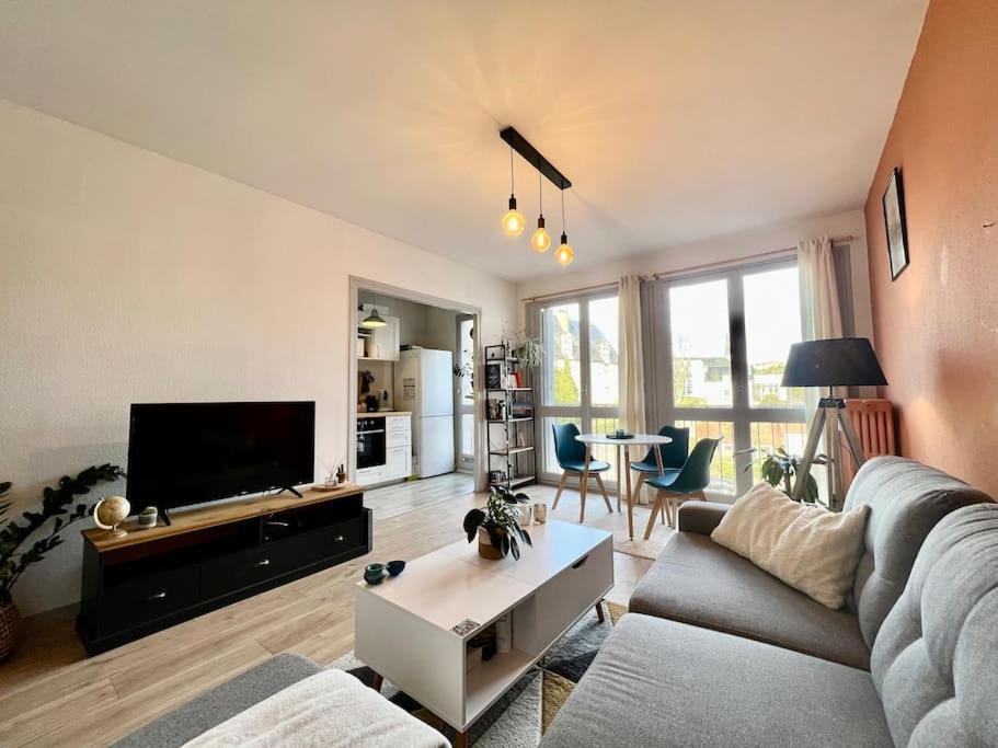 Appartement Le P'Tit Anatole - Joli T2 Avec Parking à Poitiers Extérieur photo