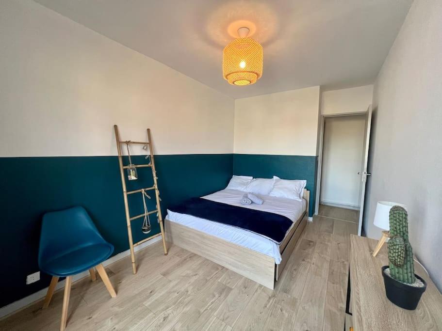 Appartement Le P'Tit Anatole - Joli T2 Avec Parking à Poitiers Extérieur photo