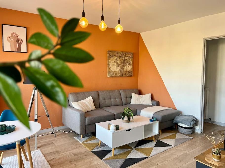 Appartement Le P'Tit Anatole - Joli T2 Avec Parking à Poitiers Extérieur photo
