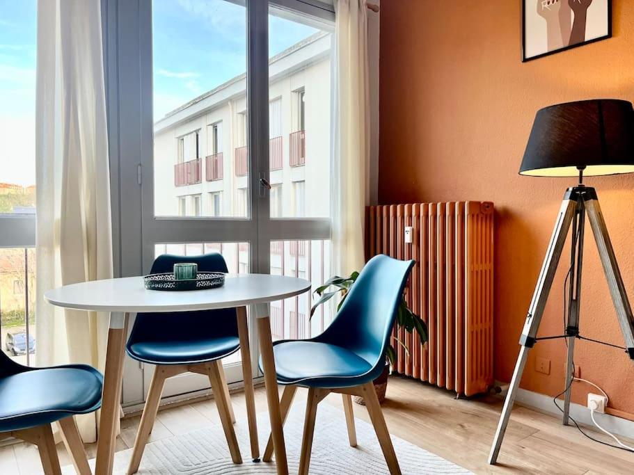 Appartement Le P'Tit Anatole - Joli T2 Avec Parking à Poitiers Extérieur photo